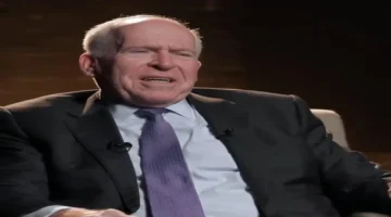 مدير الاستخبارات الأمريكية السابق يكشف تفاصيل تدخينه الحشيش من الأرجيلة خلال زيارته لمصر